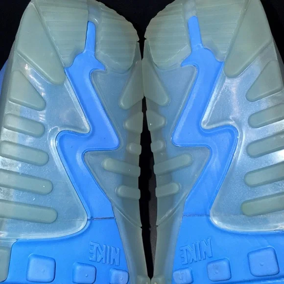 Size 5.5 - Undefeated x Nike Air Max 90 Pacific Blue, CQ2289-400, Clean, No Box - Picture 10 of 10